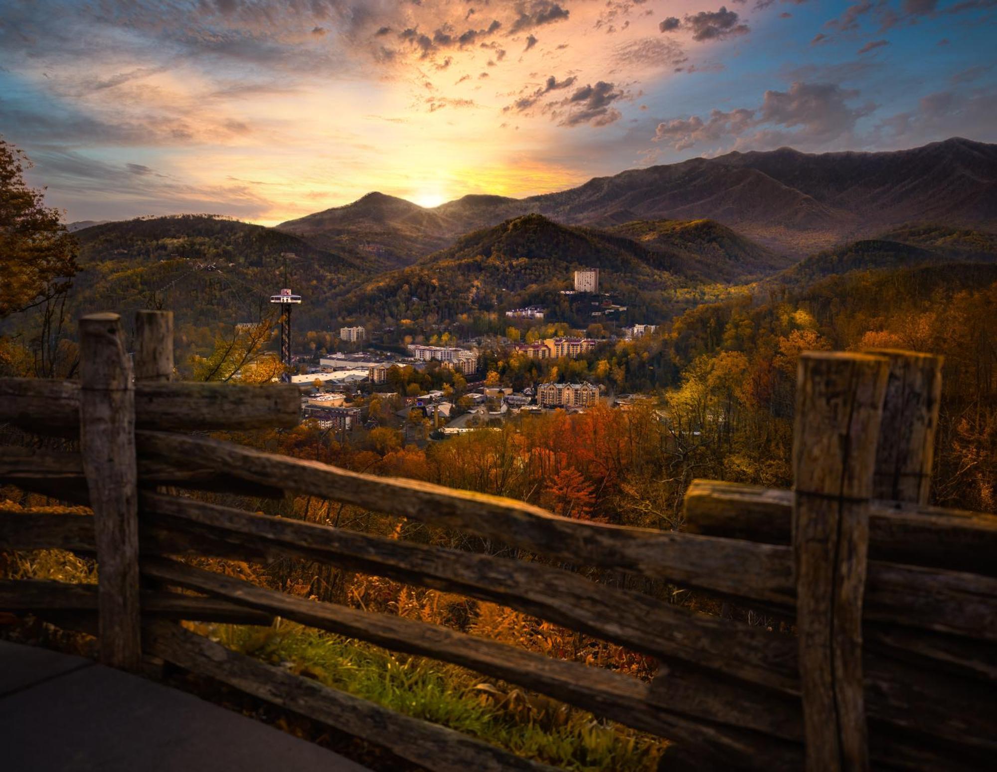 Hemlock Hollow, Pool Access, 1089 Free Tickets Each Paid Day, Dollywood And More Sevierville Exterior foto